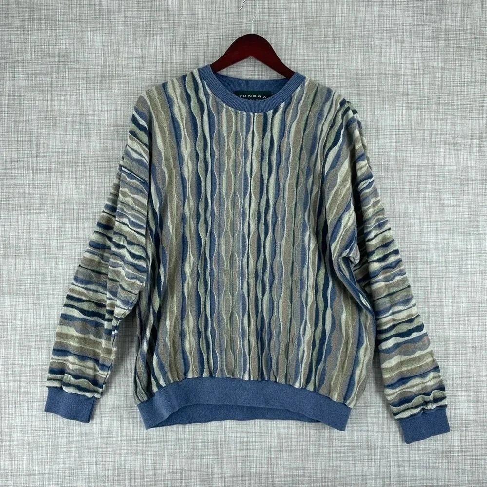 VTG Tundra Canada Mens Size L light sweater crew neck long sleeve 1630